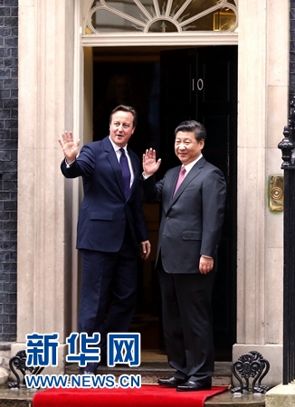 10月21日，國家主席習(xí)近平在倫敦唐寧街首相府同英國首相卡梅倫舉行會談。 新華社記者 鞠鵬 攝 